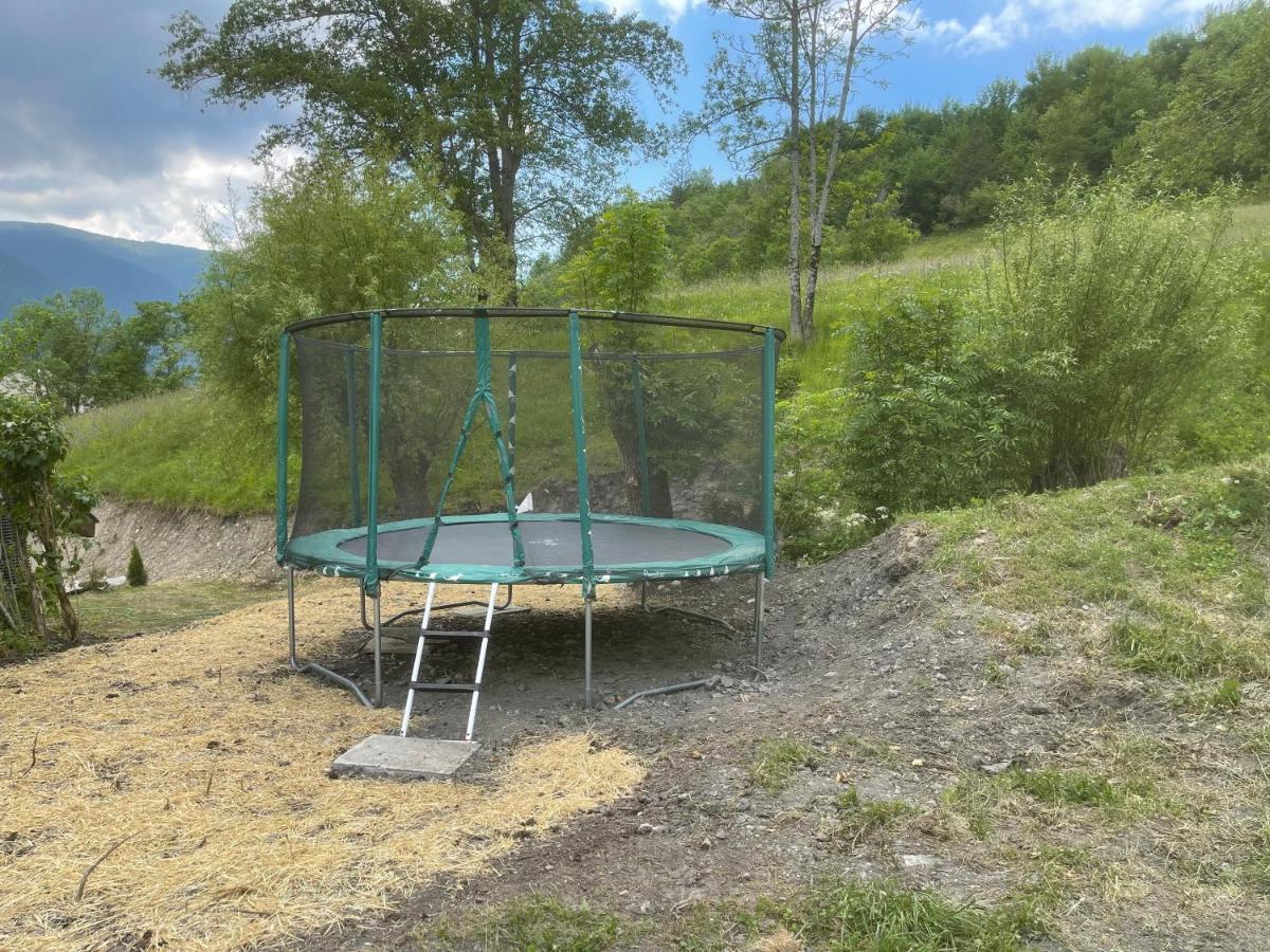L Alpin Bel Appartement Avec Terrasse Dans Vieille Ferme De Montagne Renovee Les Orres Exterior photo