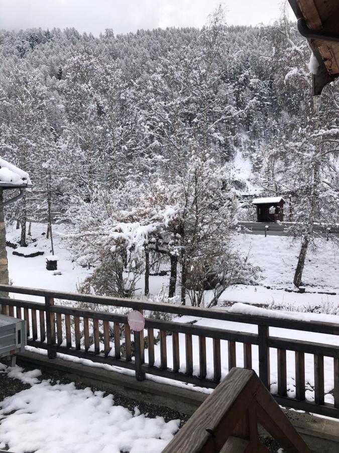 L Alpin Bel Appartement Avec Terrasse Dans Vieille Ferme De Montagne Renovee Les Orres Exterior photo
