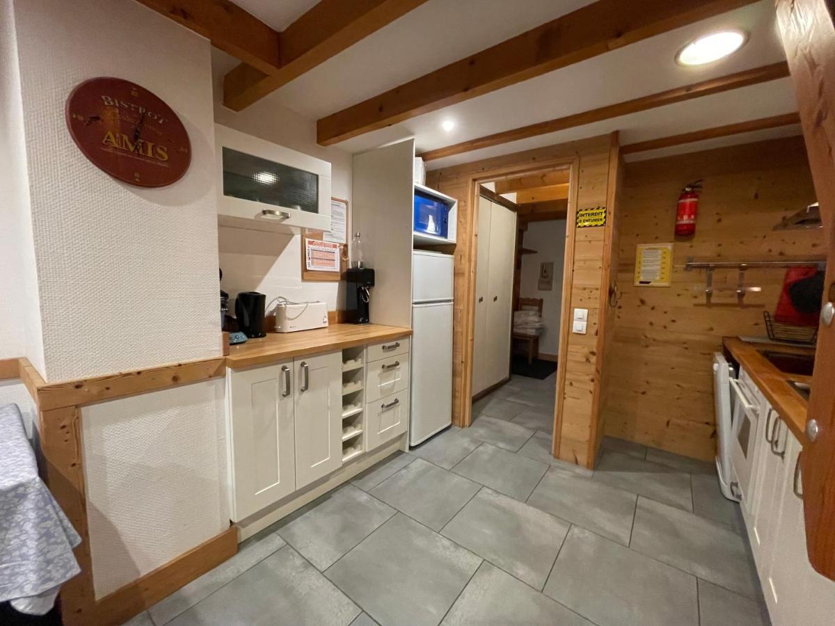 L Alpin Bel Appartement Avec Terrasse Dans Vieille Ferme De Montagne Renovee Les Orres Exterior photo