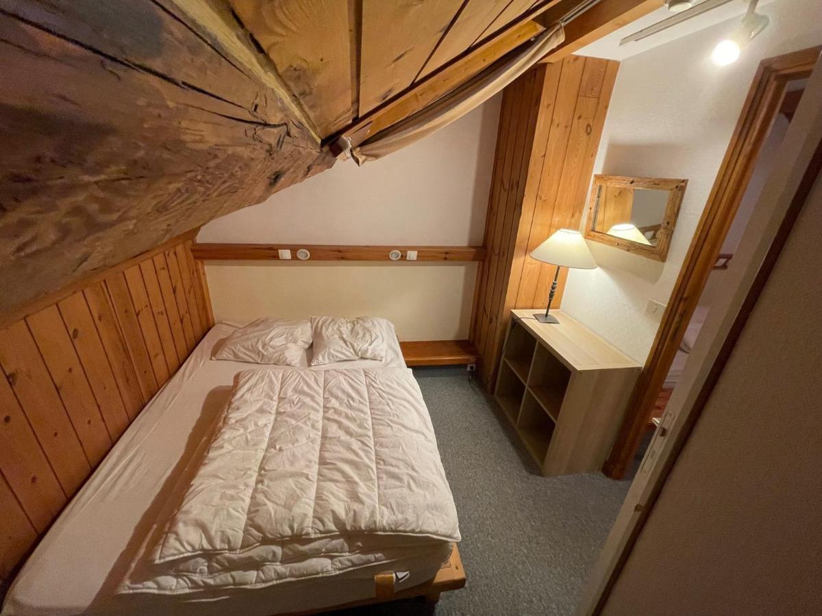 L Alpin Bel Appartement Avec Terrasse Dans Vieille Ferme De Montagne Renovee Les Orres Exterior photo
